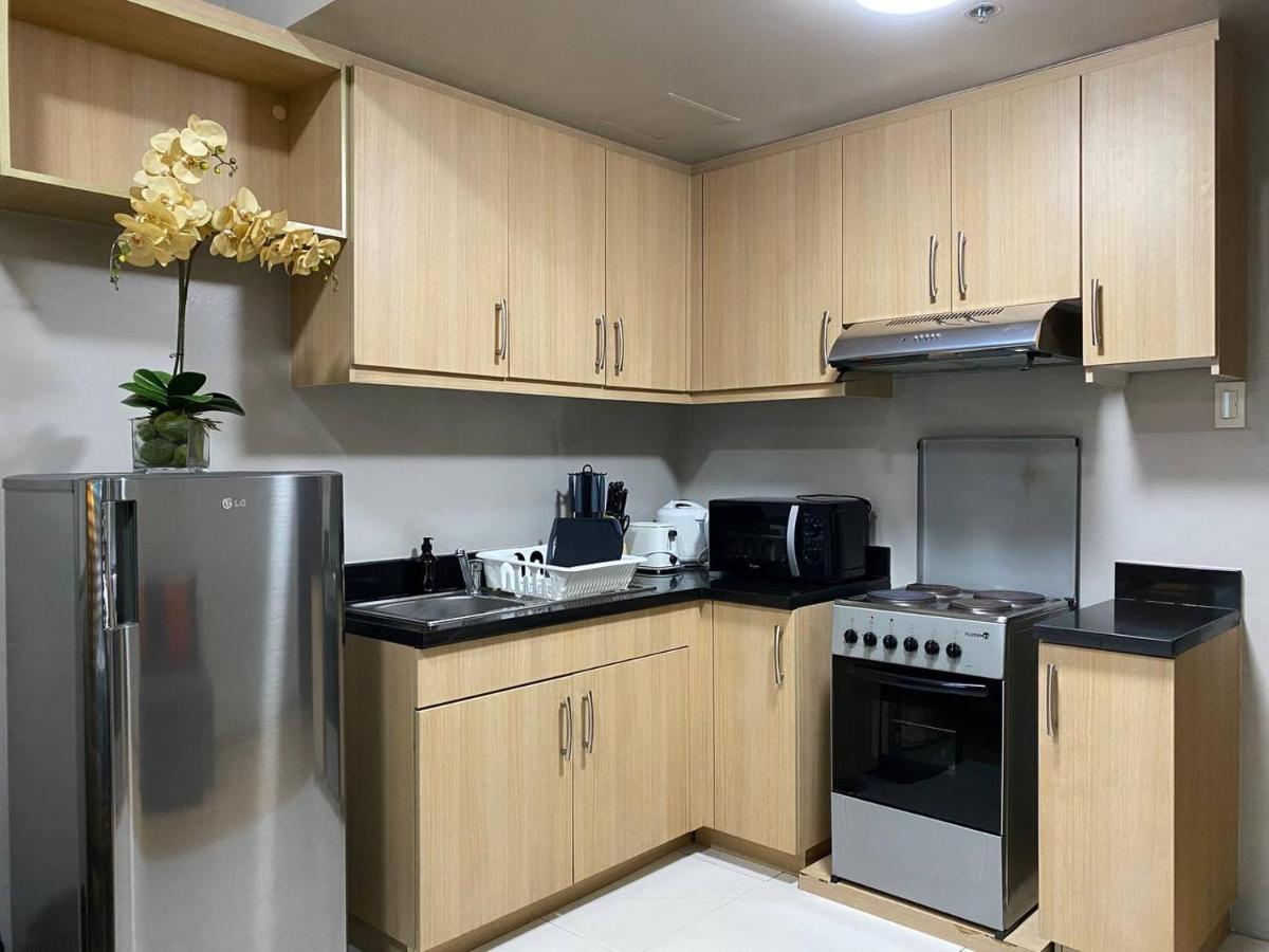 Avant At The Fort By Urban Realty Manila Exterior foto