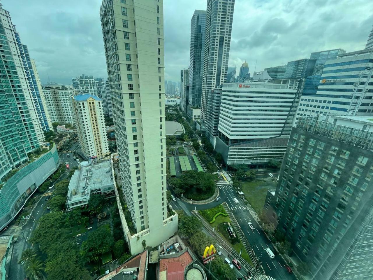 Avant At The Fort By Urban Realty Manila Exterior foto